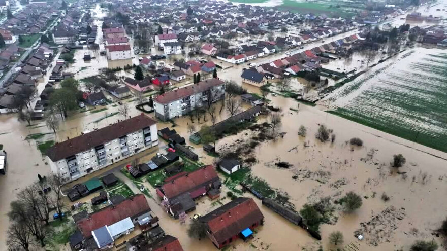 Nikola Borić: Voda je bila toliko jaka da je nosila sve pred sobom, pa i traktorske gume od 200 kg