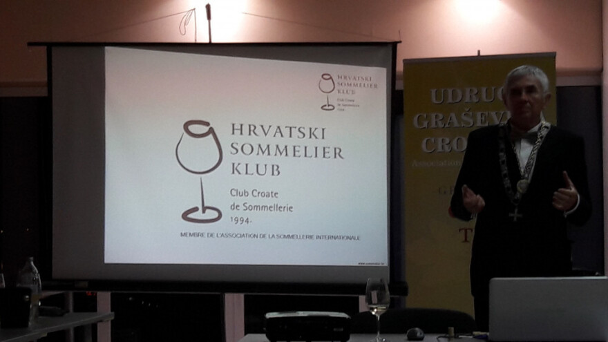 Mladi umirovljenik koji već 30 godina kuša vina