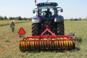 Demonstracija agro-titana u radu