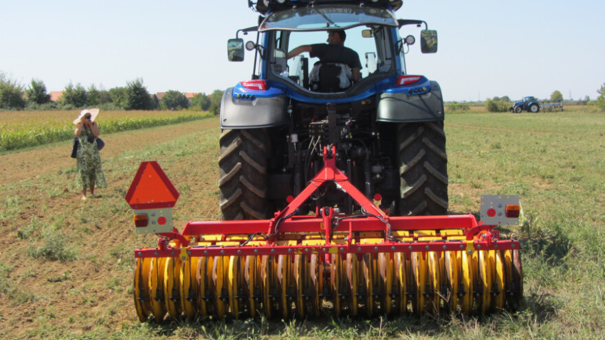 Demonstracija agro-titana u radu