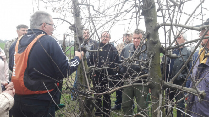 Škola koja živi i poučava poljoprivredu