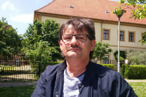 Vonić osvojio kupce drvenim gljivama muharama