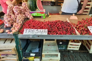 Domaće trešnje po pijačnim tezgama - kako se kreću cene?