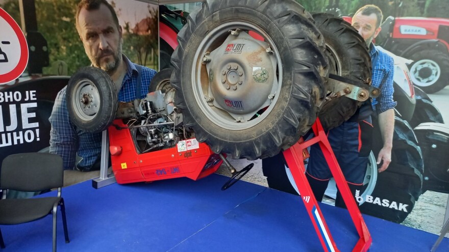 Traktorski ram spašava živote: U poslednje tri godine 164 traktorista je izgubilo život