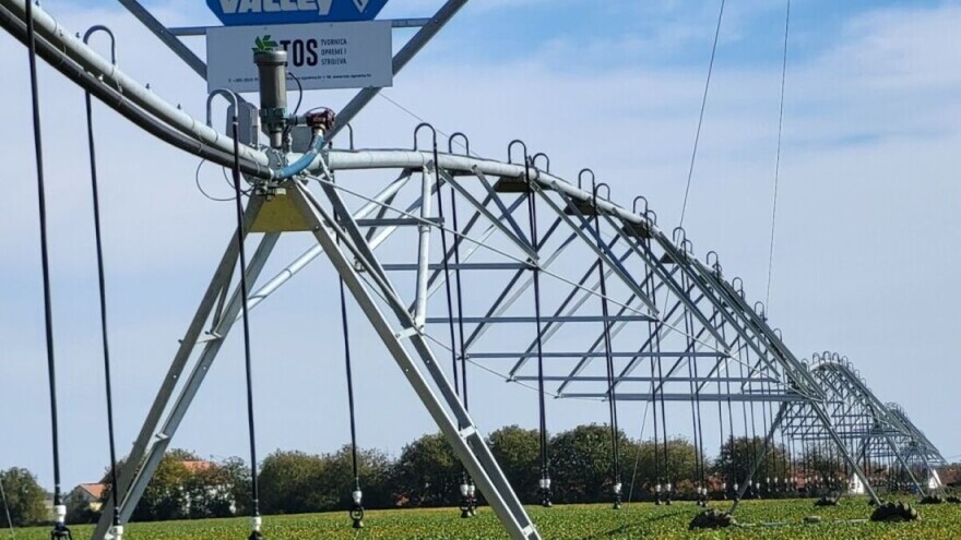 Domaća kompanija dobila posao navodnjavanja više od hiljadu hektara u Hrvatskoj?
