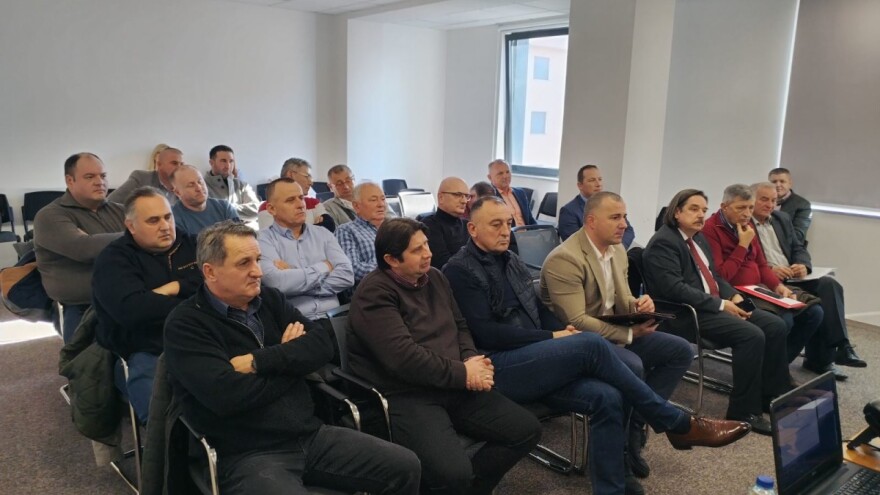 Ohrabrujuće poruke na sastanku s Minićem, poljoprivrednici ipak oprezni