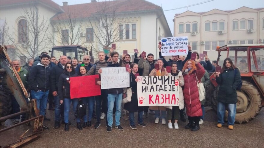 Poljoprivrednici održali novi protest u Bogatiću, podržali ih i studenti
