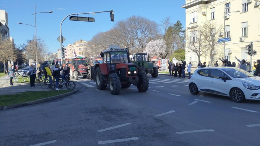 Subotički poljoprivrednici: Blokiraćemo Bikovačku petlju ako traktorima ne bude dozvoljen prolaz ka Beogradu