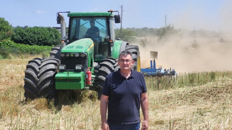 Na gazdinstvu Zorić u istom danu obavljena i žetva i sjetva, evo kako