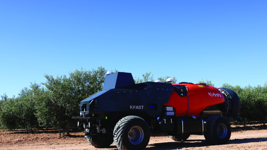 Kubota predstavila autonomnu prskalicu KFast i inovaciju u zaštiti biljaka UV tehnologijom