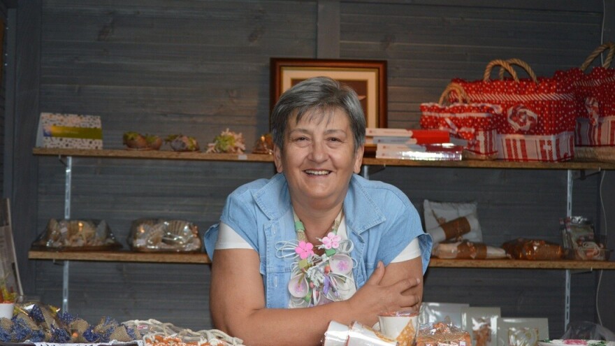 Starogrojski paprenjok - izvorni hvarski suvenir rađen prema motivima tradicijskog kolača