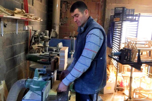Admir i Raza sami prave košnice - tvrde da su bolje od industrijskih
