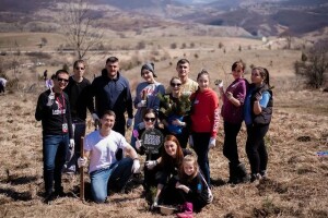 U akciji pošumljavanja na Bjelašnici zasađeno 1.000 sadnica bijelog bora