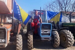 Poljoprivrednik Suljo Smajić: Šta je nama preostalo - ulica ili gasiti gazdinstva