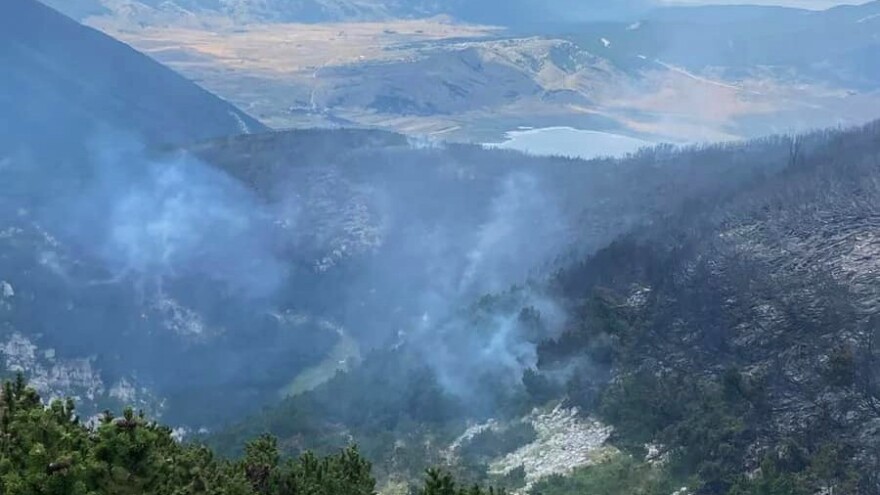 Kiša ugasila požar na Čvrsnici, ali ne i u kanjonu Neretve