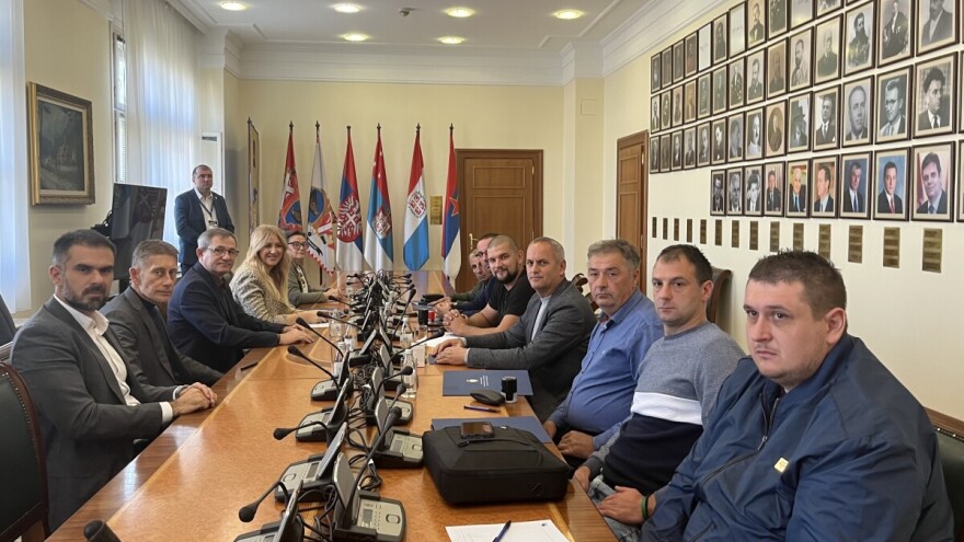 Ujedinjena udruženja poljoprivrednika i ministar Martinović potpisali sporazum. Šta tačno obuhvata?