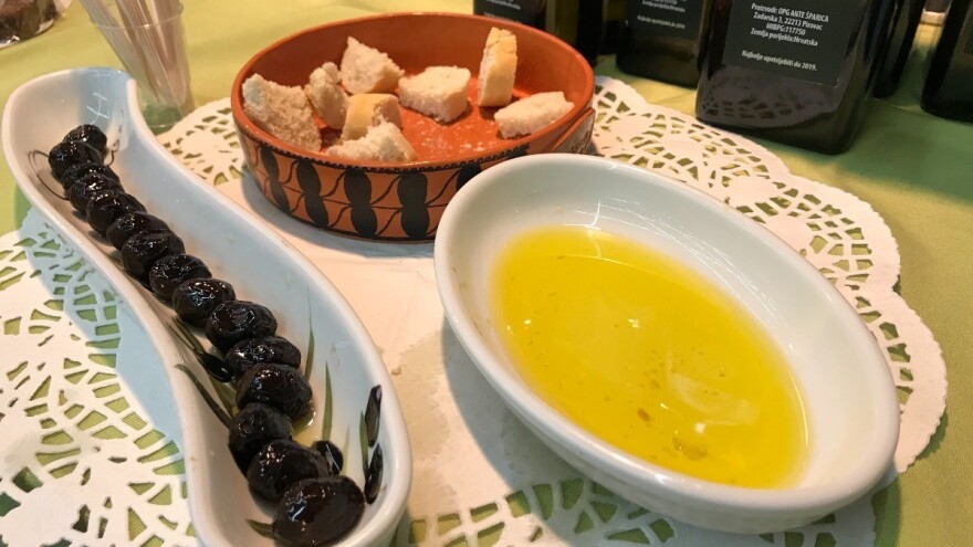 Otvoren je 3. festival maslina!