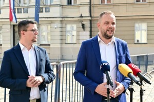 Pomoć zbog suše dobit će tek pet od 110 tisuća OPG-ova, povećati treba potpore za gnojivo