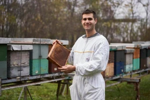 Kod "Pčelarevog sina" ova godina rekordna po količini meda