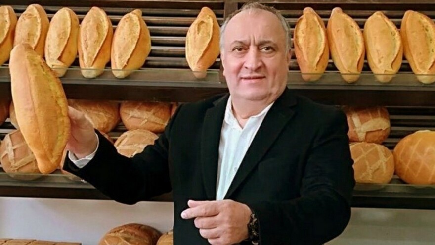 Hleb je osnovna hrana za glupa društva, izjavio turski pekar - uhapšen je