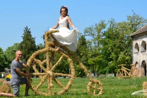 13. Slama Land Art Festival - Femina