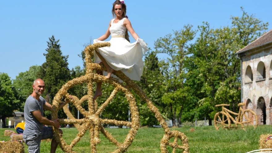 13. Slama Land Art Festival - Femina