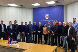 Potpisani ugovori: Tri milijuna kuna uzgojnim udruženjima u stočarstvu