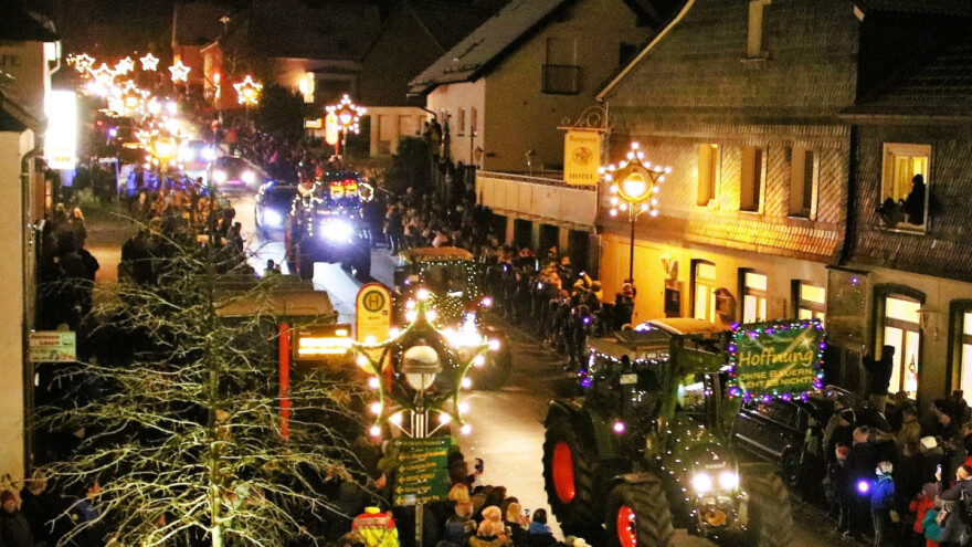 Nemački farmeri ponovo na ulici - osim božićnih imaju i druge poruke