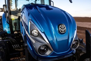 Prvi na svijetu: New Holland ima traktor na električni pogon koji može autonomno voziti