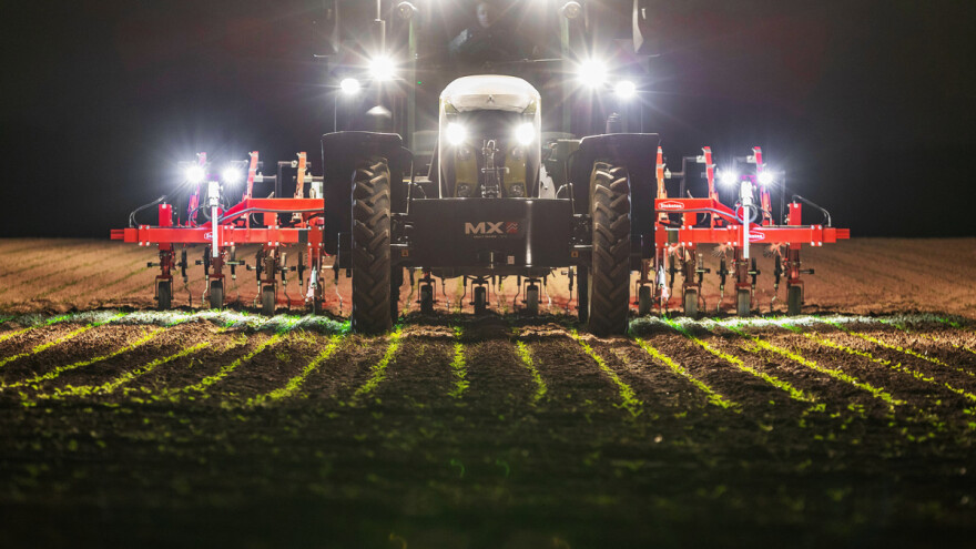 Pametna kontrola korova zahvaljujući modernom sistemu kamera