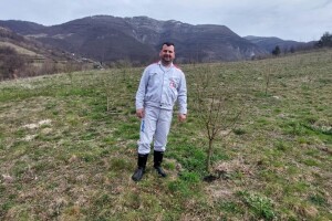 Predrag "spašava" pradjedovinu: Umjesto šiblja, lješnik!