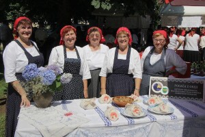 Vrtanj, zlevanka, kašnjaki - izvorne slastice koje moramo staviti na turistički stol
