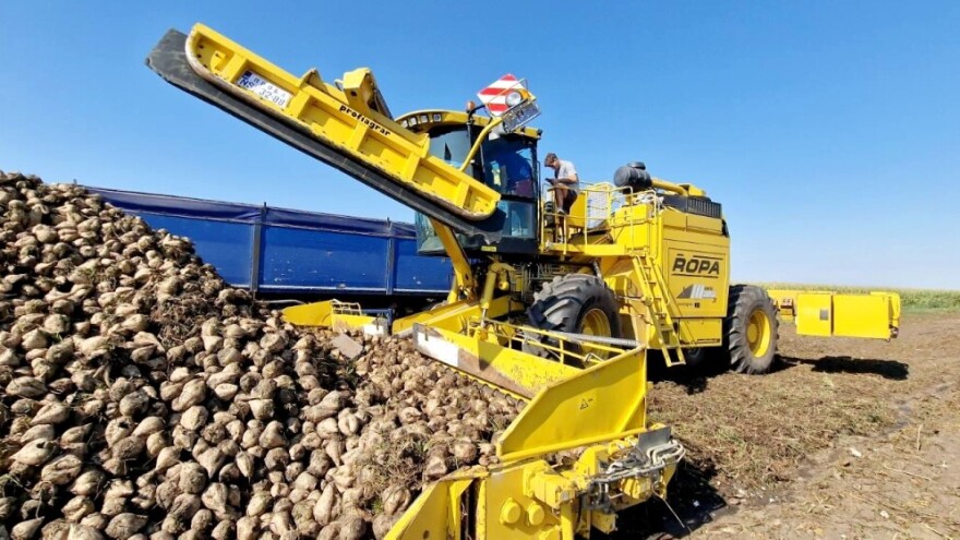 Šuša: Ulažemo u kvalitetne mašine, olakšavaju nam posao na njivi