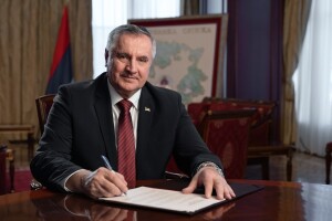 Višković se izvinio poljoprivrednicima: Isplate naknada za štetu od ponedjeljka