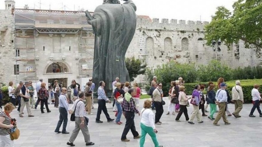 Japanski i korejski turisti kruzerima do Zagore