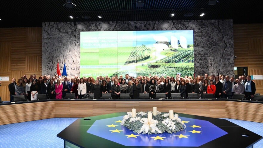 LAG-ovima 102,9 milijuna eura - modernizacija 988 poljoprivrednih gospodarstva?