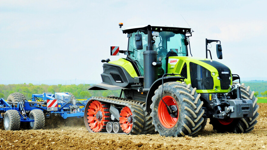 Traktori poluguseničari velike snage - CLAAS još više fokusiran na zaštitu zemljišta