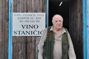 Ivan Staničić: Godina je bila tako suha da je više od pola ploda popadalo
