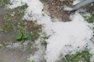 Nevreme praćeno gradom pogodilo Raču i Batočinu