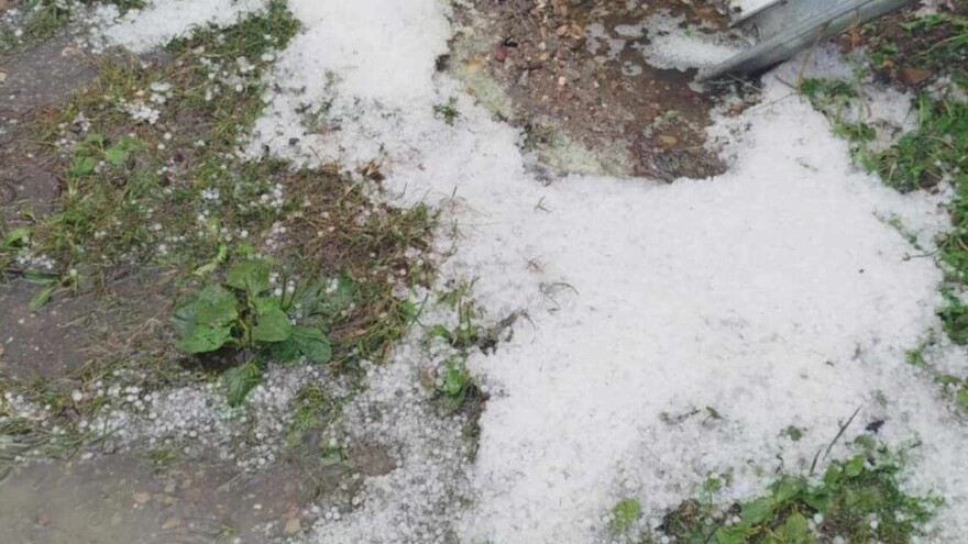 Nevreme praćeno gradom pogodilo Raču i Batočinu