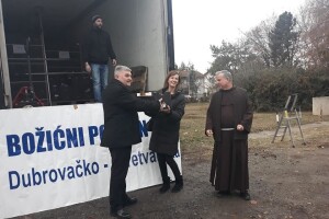 Dubrovačko-neretvanska županija donirala 9 tona mandarina Vukovarsko-srijemskoj, oni uzvratili s pet tona jabuka