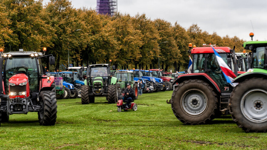 Protest holandskih poljoprivrednika: Kolaps na ulicama, angažovana i vojska