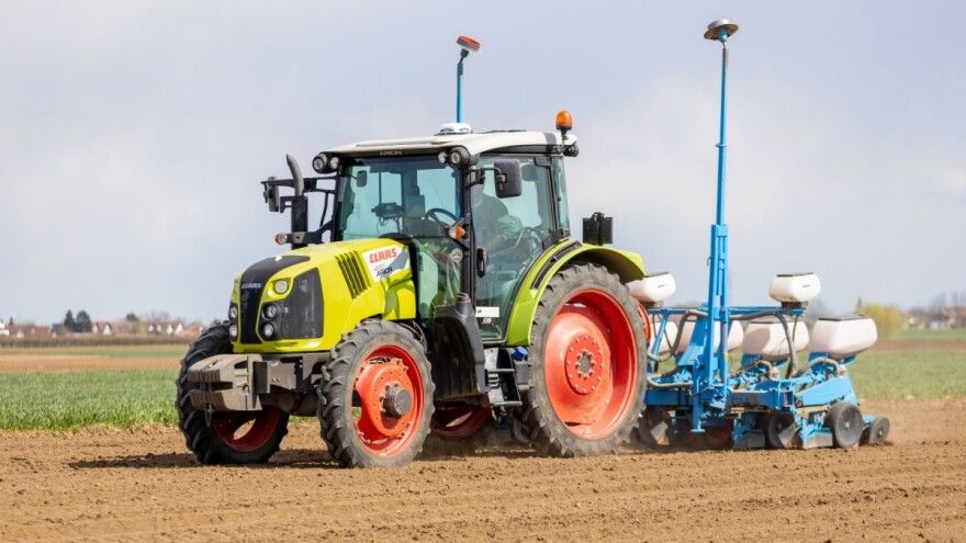 OPG Šandor Sabo: Autopilotom do brže sjetve više redova i manje umora