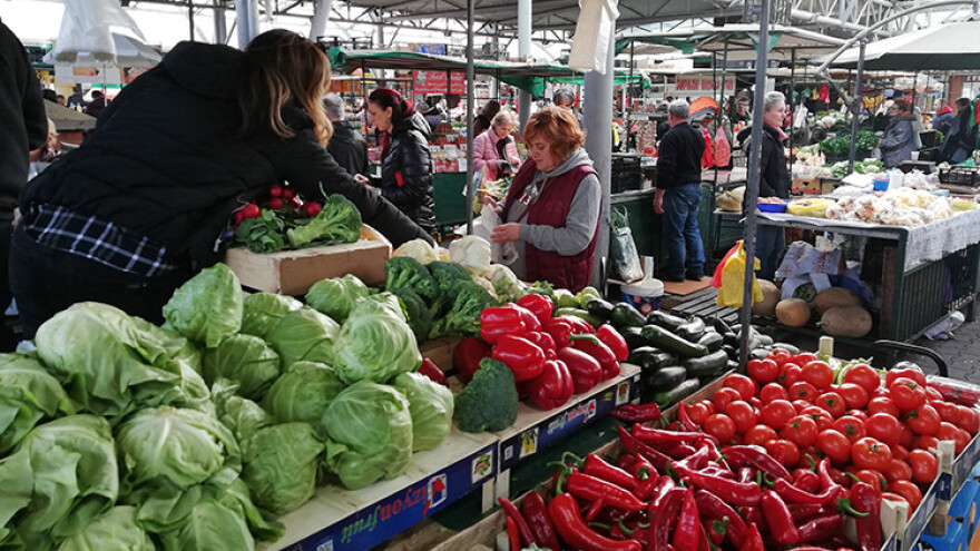 Povećana kupovina na pijacama - gleda se i prodavac i proizvod?