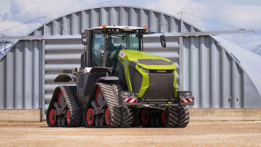 Traktor godine Xerion 12.650 Terra Trac osmišljen za najzahtevnije radove povlačenja