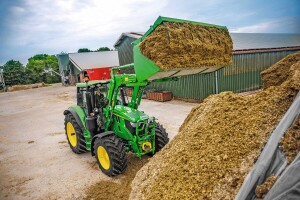 John Deere predstavlja čak 17 modela nove serije traktora 6M