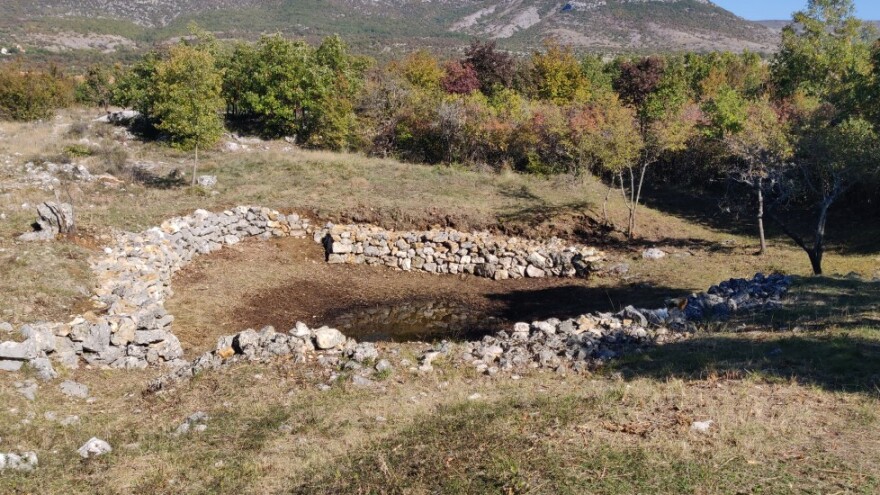 Započeo projekt obnove lokvi i bunara na Biokovu, Dinari, sjevernom Velebitu i Učki