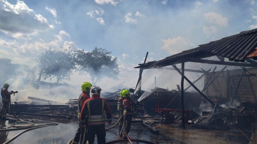 Požar gutao sjenik, kukuružnjak, traktor i priključke - šteta 45 tisuća eura