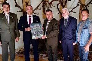 Za štete od divljači na vozilima mjesečno 1,3 milijuna eura, idu izmjene Zakona o lovstvu