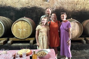 Kad vino piše povijest - američka obitelj otkrila korijene u slavonskom podrumu